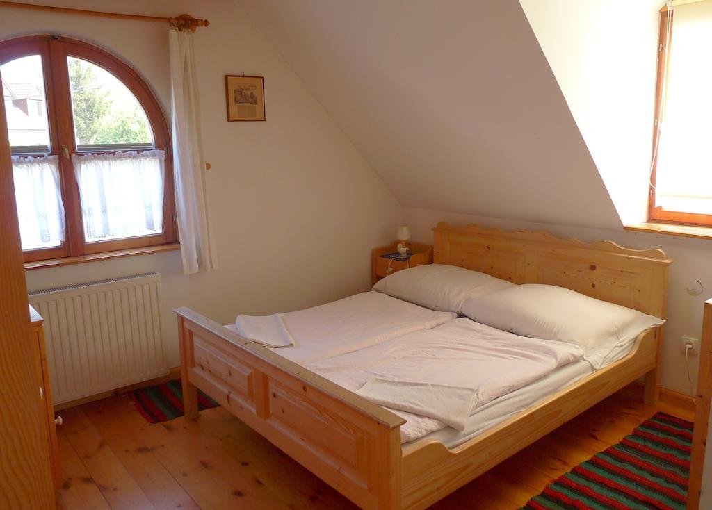 Aranyhaz Apartmanszallas Тихани Стая снимка